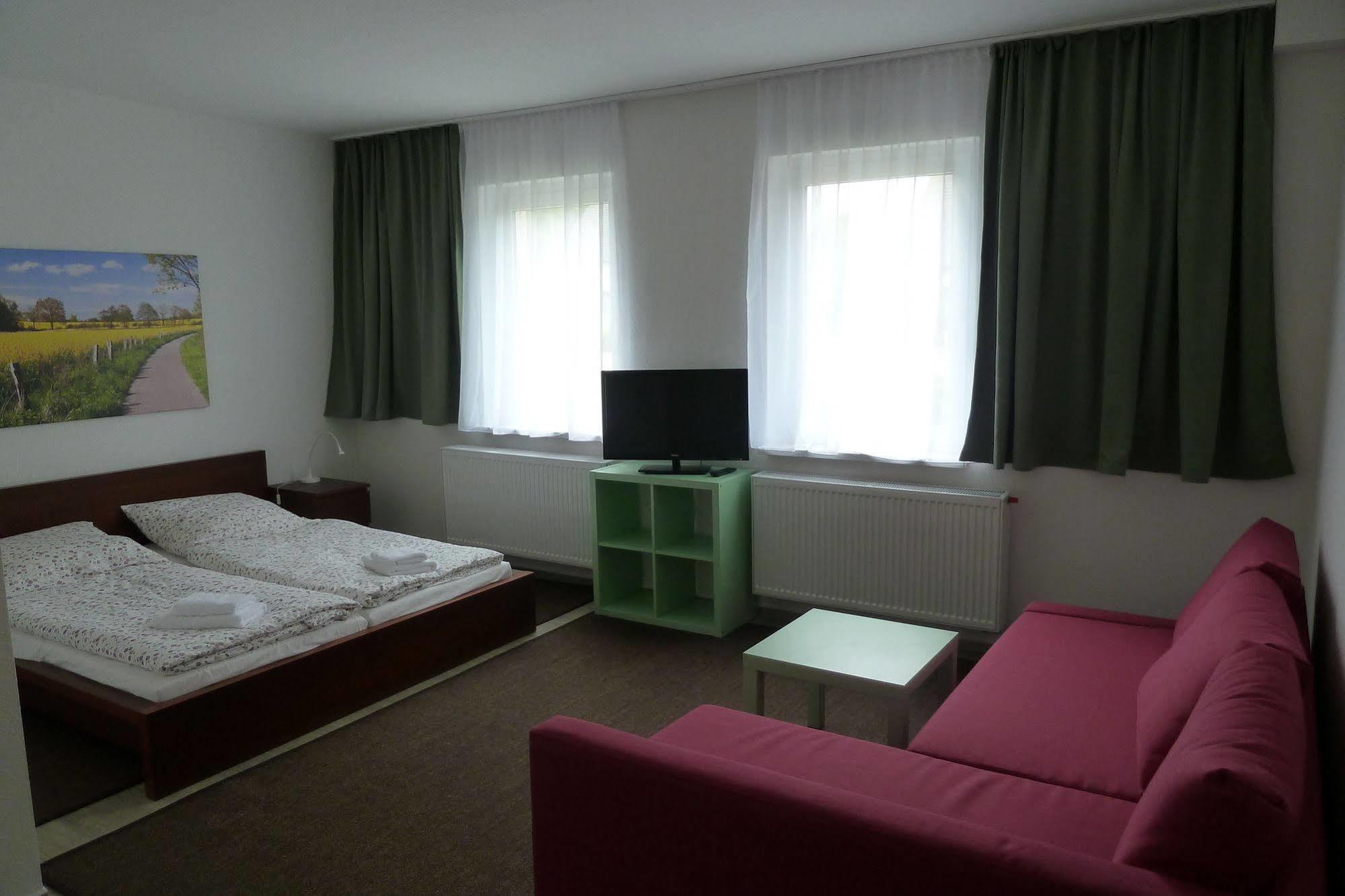 Pension Gestuet Lindenhof Templin Luaran gambar